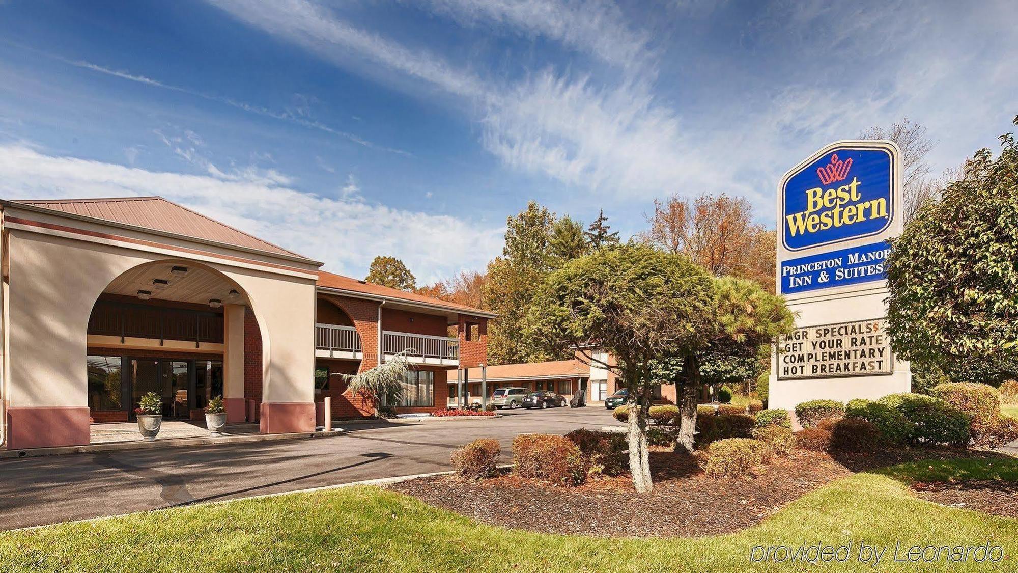 Mho Inn And Suites Monmouth Junction Экстерьер фото